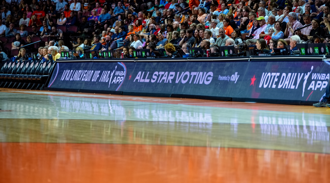 世界杯赔率分析 - WNBA 全明星选秀花絮：Weatherspoon 与 Cooper 选边，Bueckers 与 Clark 成焦点 - 2026世界杯足球赔率