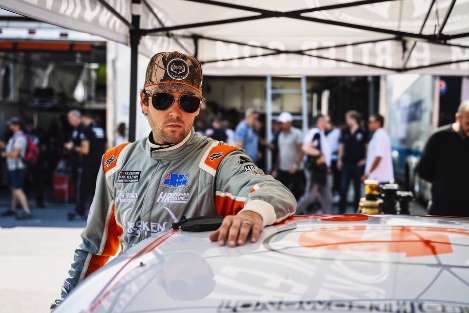 世界杯赔率分析 - 从「吐槽王」到赛场新星：Landon Huffman的真实内容与NASCAR Trucks再起航 - 2026世界杯足球赔率
